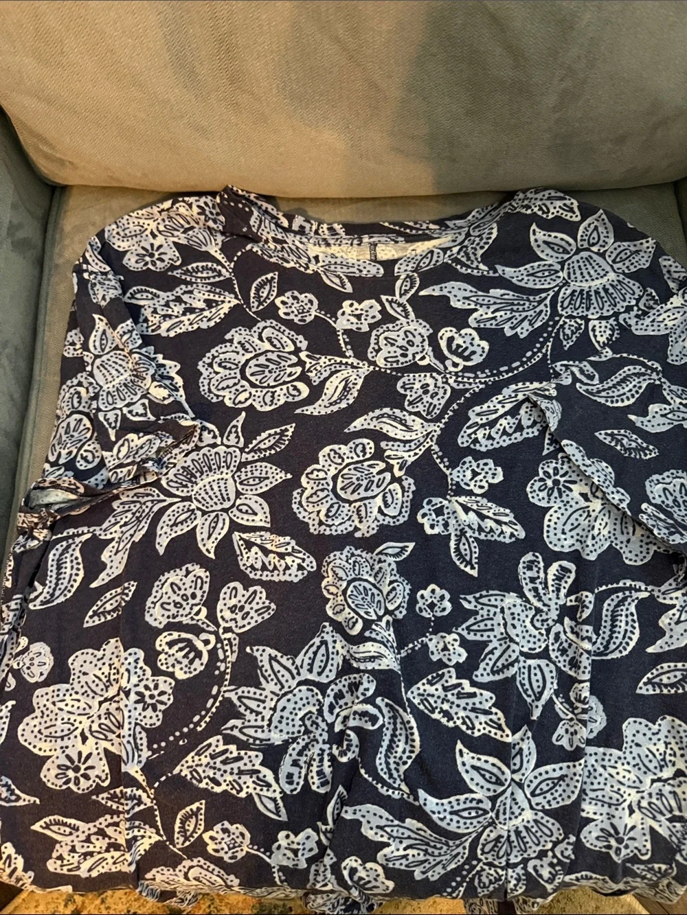 Free People Navy and White Floral Short Sleeve Tee